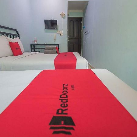 Reddoorz Near Nagoya Citywalk Batam 2 Esterno foto