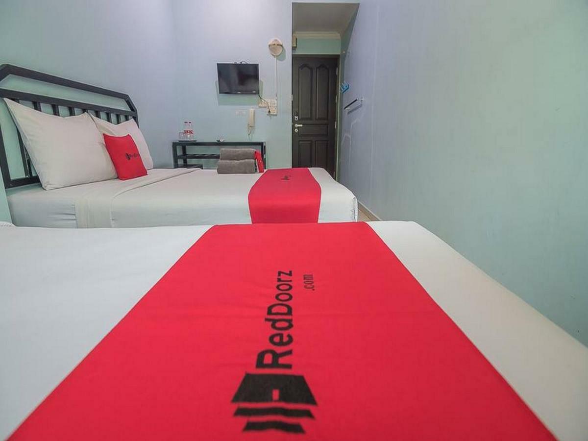 Reddoorz Near Nagoya Citywalk Batam 2 Esterno foto