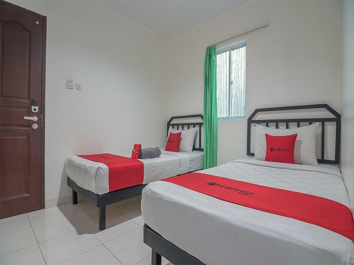 Reddoorz Near Nagoya Citywalk Batam 2 Esterno foto