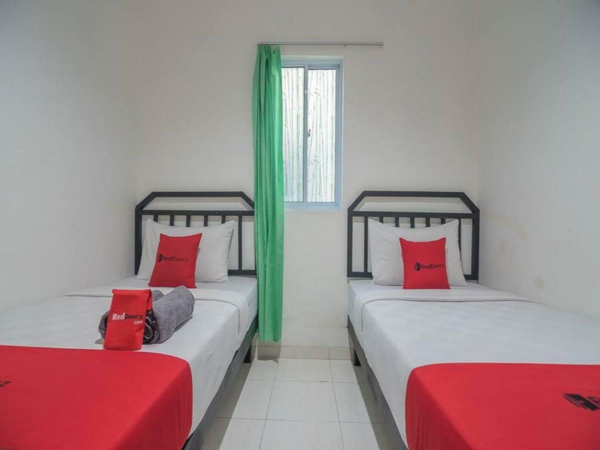 Reddoorz Near Nagoya Citywalk Batam 2 Esterno foto