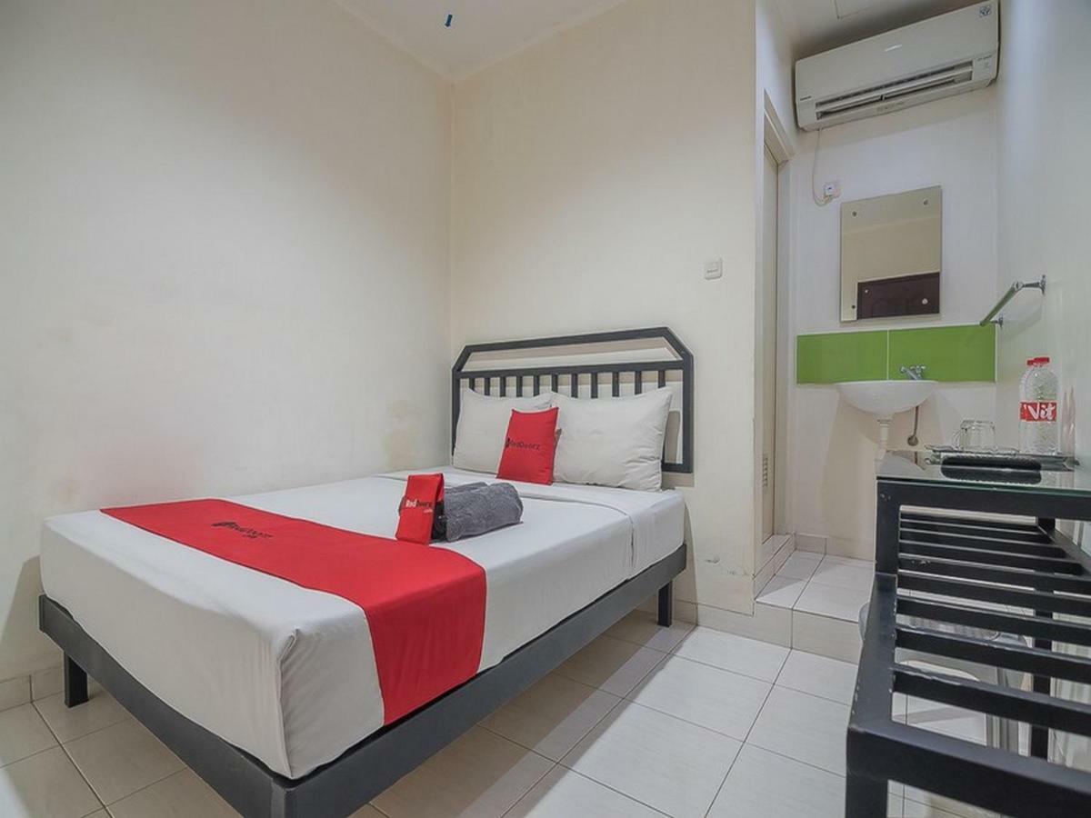 Reddoorz Near Nagoya Citywalk Batam 2 Esterno foto