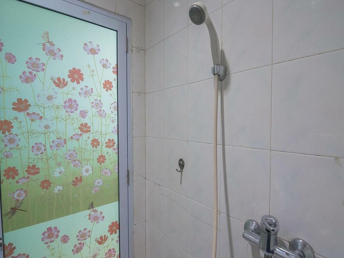 Reddoorz Near Nagoya Citywalk Batam 2 Esterno foto