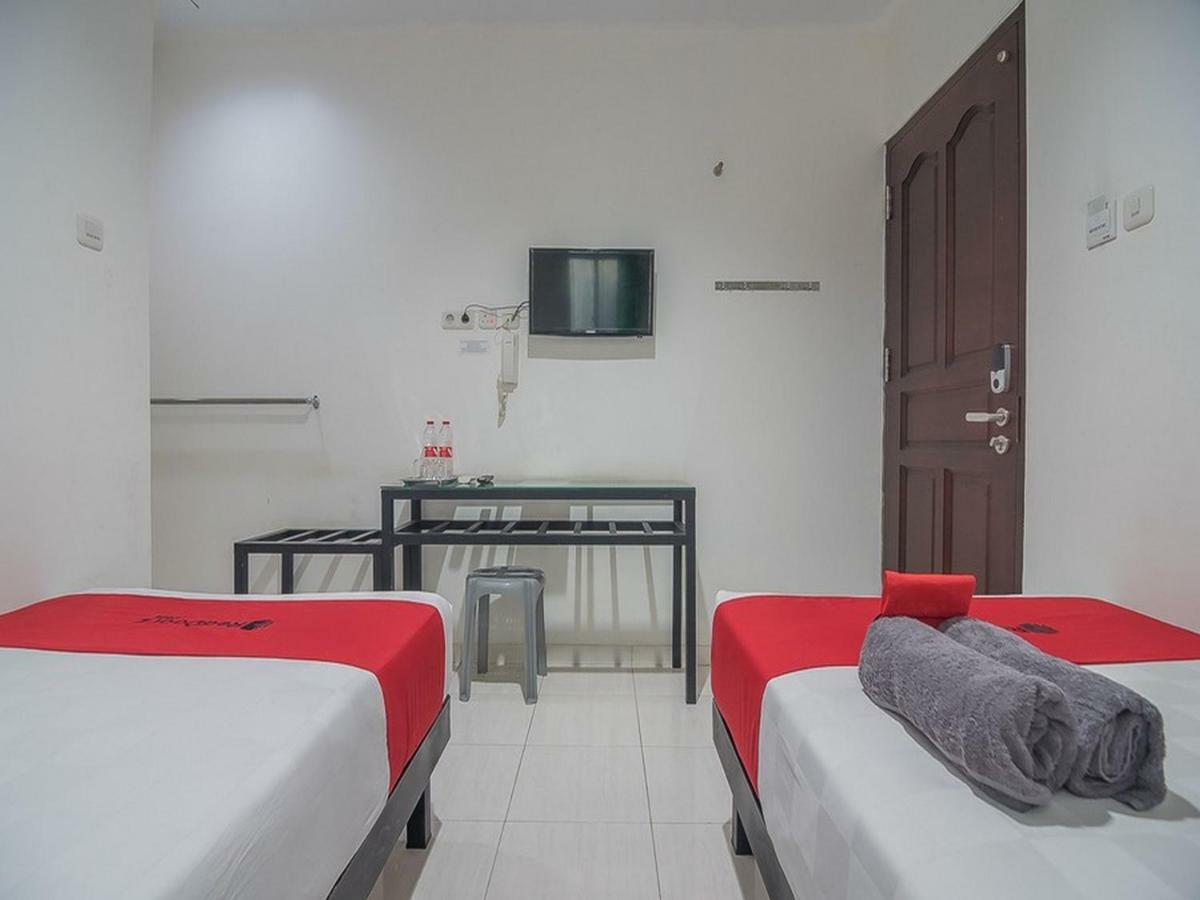 Reddoorz Near Nagoya Citywalk Batam 2 Esterno foto