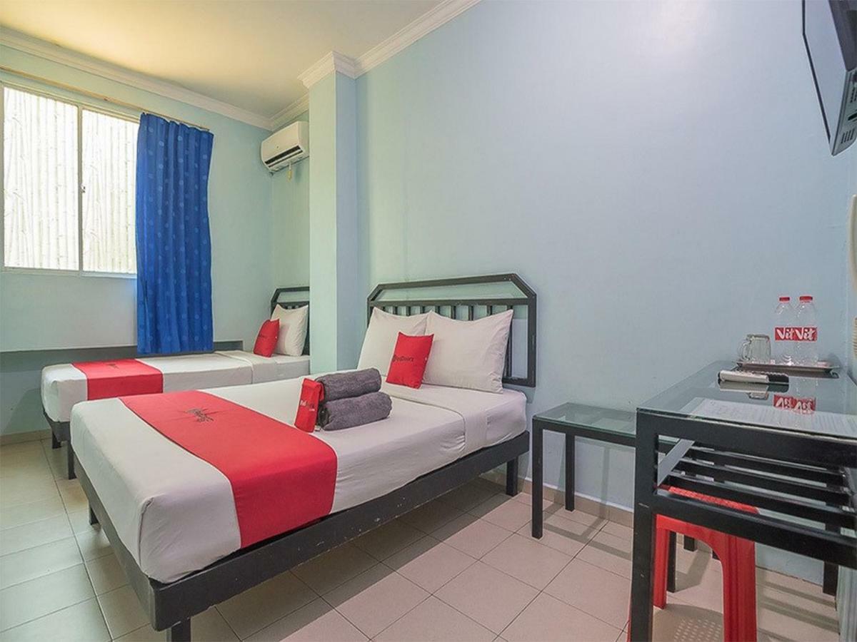 Reddoorz Near Nagoya Citywalk Batam 2 Esterno foto